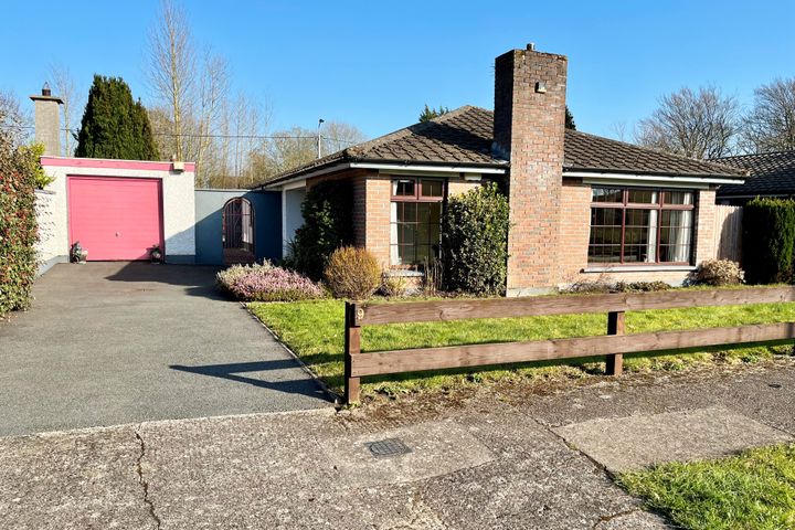 9 Braganza, Athy Road, Carlow, Co. Carlow, R93DP22