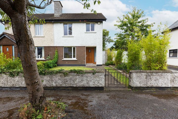 2 Crumlin Village (2 St Marys Road), Dublin 12, Crumlin, Dublin 12, D12H9PV