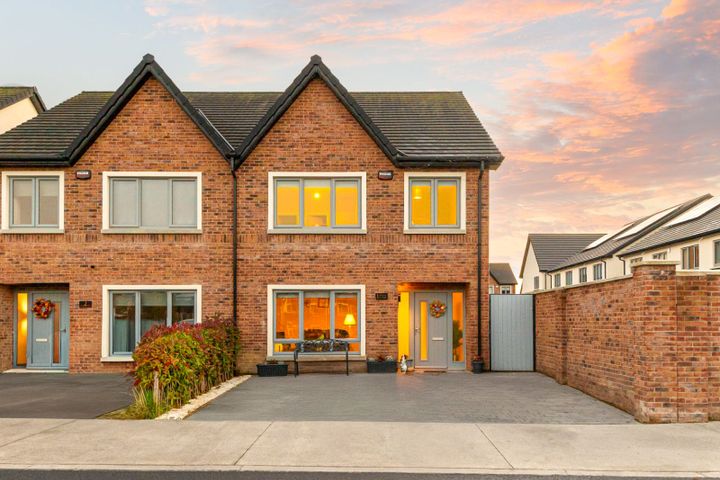1 Kilheale Grange, Kilheale Manor, Kill, Kill, Co. Kildare, W91DP9V