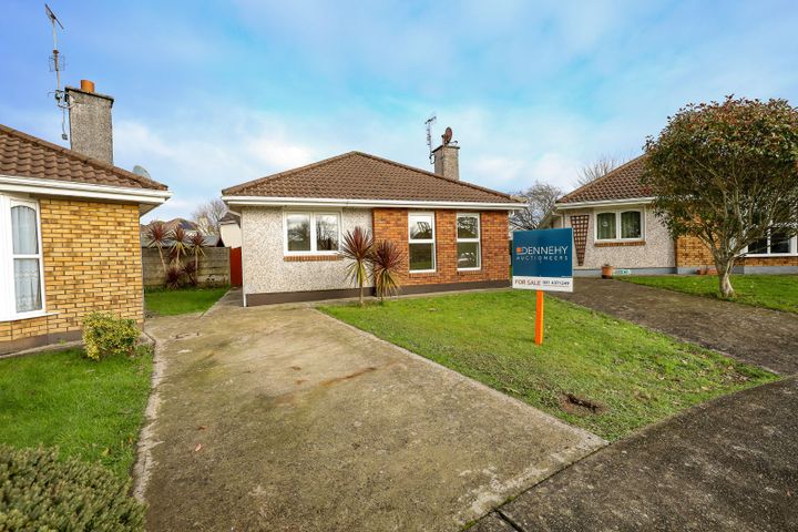 24 The Beeches, Bridgemount, Carrigaline, Co. Cork, P43KR59