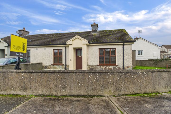2 Ballyrichard Court, Carrick-On-Suir, Carrick-on-Suir, Co. Tipperary, E32D212
