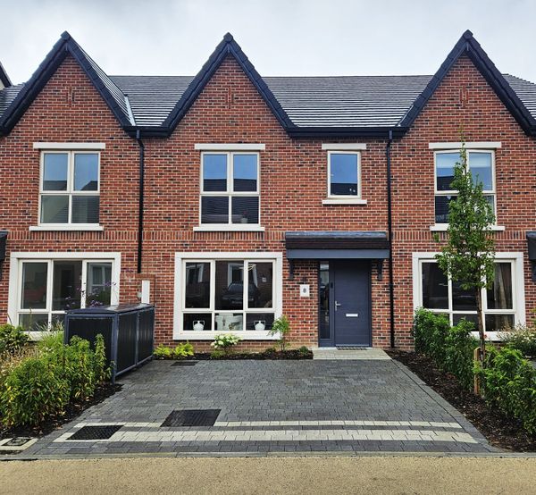 8 Mercer Close, Cherrywood