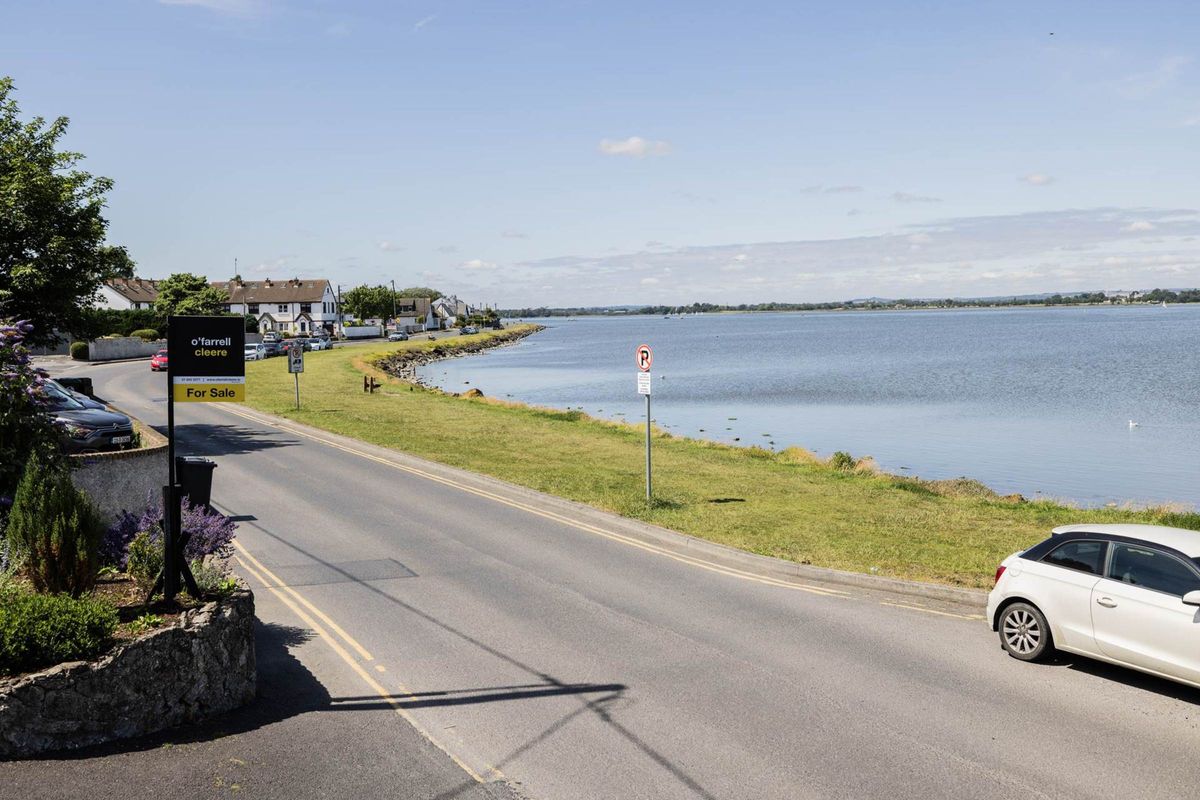 Bissett's Strand