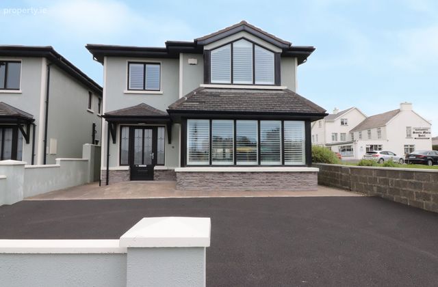 2a Liscannor Road, Lahinch, Co. Clare - Click to view photos