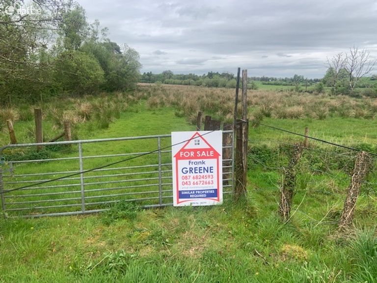 Cornaveagh, Castlecoote, Co. Roscommon - Click to view photos