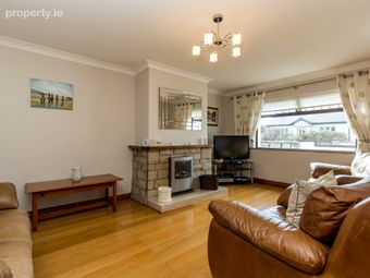 33 Turnapin Cottages, Cloghran, Santry, Dublin 9 - Image 4