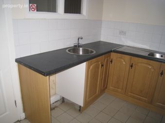4 Wolfe Tone Court, Edgeworthstown, Co. Longford - Image 5