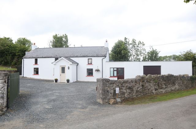 Lisnaclea, Carrickmacross, Co. Monaghan - Click to view photos