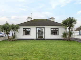 Station View House, Derrymullan, Ballinasloe, Co. Galway