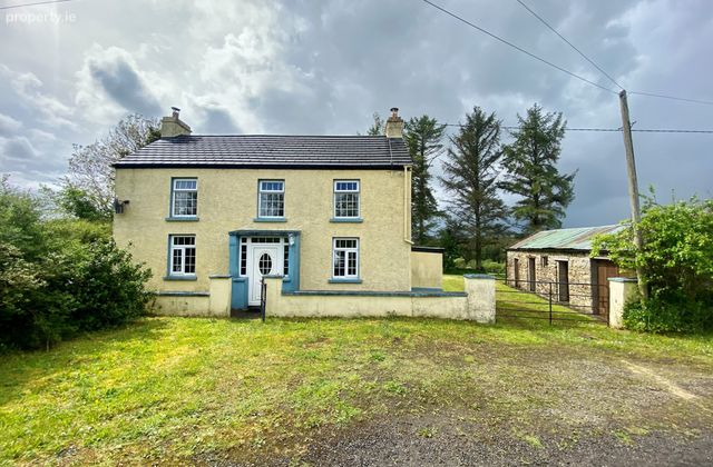 Drumbrisny, Carrick-on-Shannon, Co. Roscommon - Click to view photos