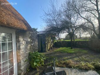 Lisduff Cottage, Lisduff, Craughwell, Co. Galway - Image 4