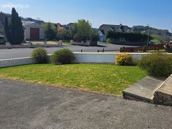 8 Orchard Park, Donegal Town, Co. Donegal - Image 2