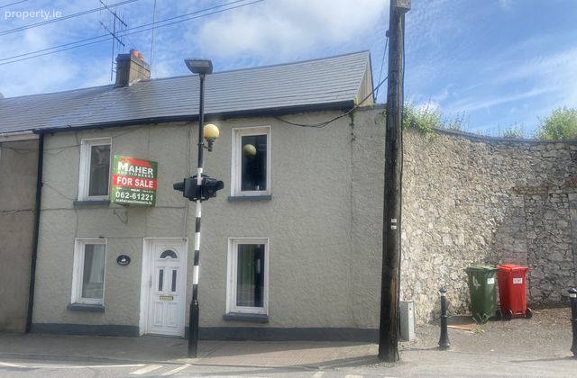 Boherclogh Street, Cashel, Co. Tipperary - Click to view photos