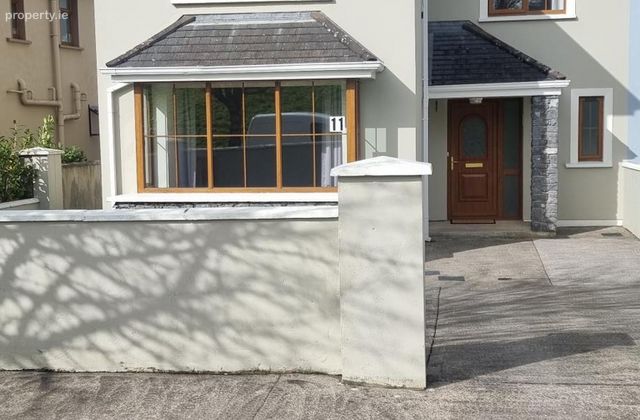 11 Gleann Na Gr&eacute;ine, Rathmore, Co. Kerry - Click to view photos