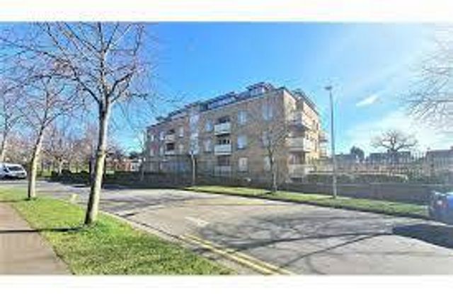 Apartment 1, Beaumont Hall, Beaumont, Dublin 9 - Click to view photos