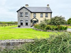 Carrownaseer North, Dunmore, Co. Galway - Detached house