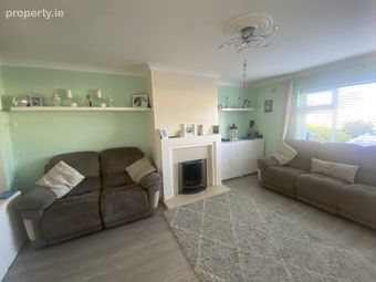 12 The Vale, Whitefield Manor, Bettystown, Co. Meath - Image 3