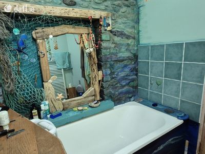 The Moon Shadow,125 Goat Street,Dingle,Tralee,Co. Kerry, Dingle, Co. Kerry