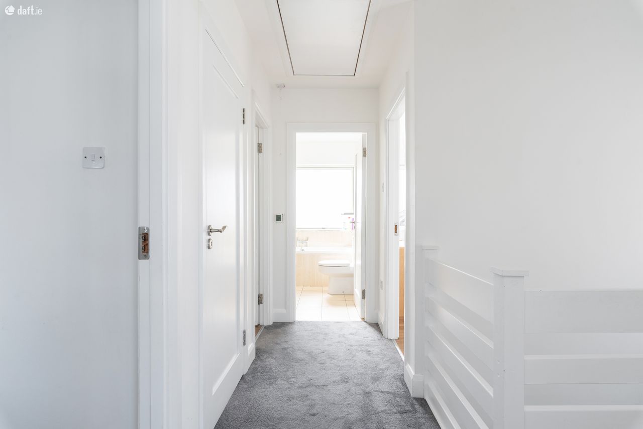 31 Watson Avenue, Killiney, Co. Dublin Brock Delappe