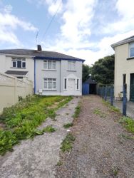 16 Belfield Park, Ennis Road, Limerick City, Co. Limerick - Semi-detached house