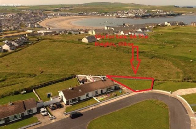 The Heights, Kilkee, Co. Clare - Click to view photos