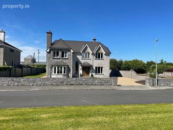 17 Hyde Court, Roscommon Town, Co. Roscommon - Image 2