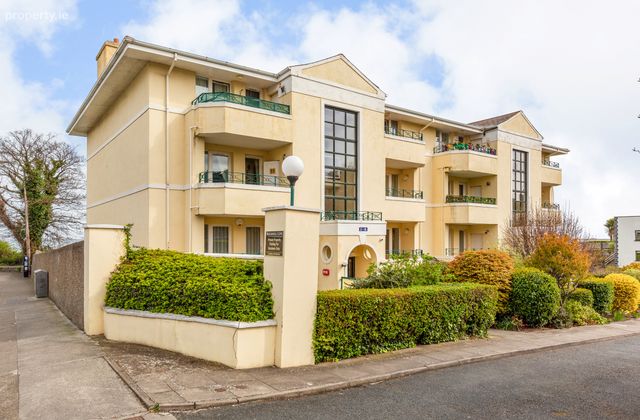 Apartment 10, Rockwell Cove, Blackrock, Co. Dublin - Click to view photos