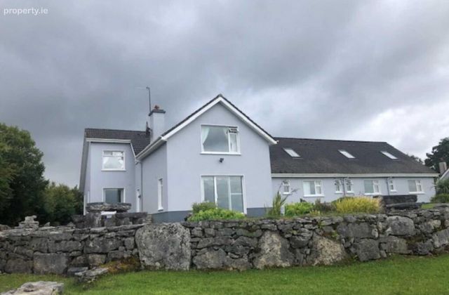 Portarra Lodge, Portarra, Moycullen, Co. Galway - Click to view photos