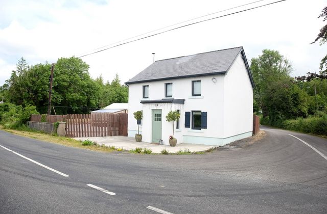Tooloobaun, Athenry, Co. Galway - Click to view photos