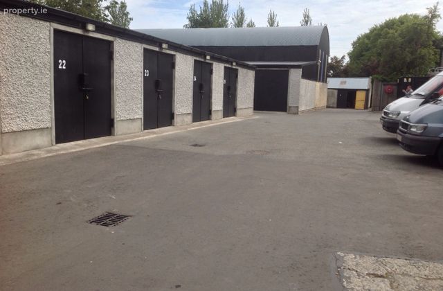 Spawell Yard, Templeogue, Dublin 6w - Click to view photos