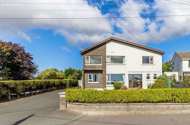 Innisfail, Blackrock, Co. Louth - Click to view photos