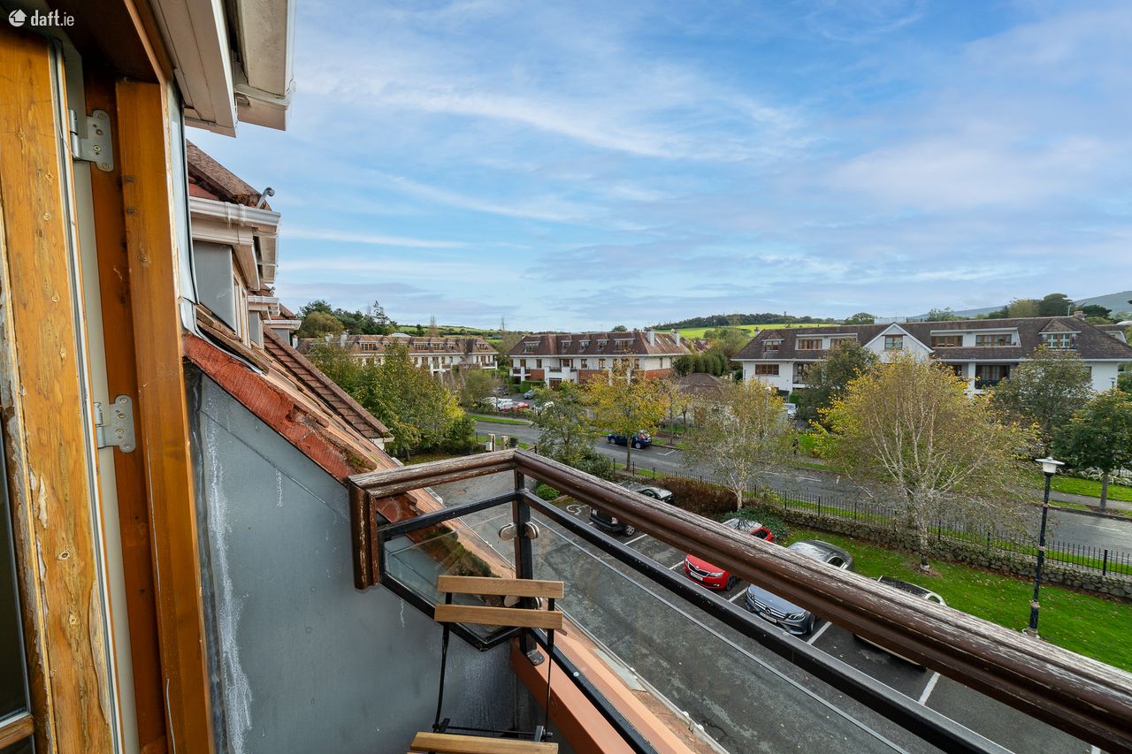 Apartment 11, Cairnbrook Hall, Cairnbrook, Glenamuck Road South