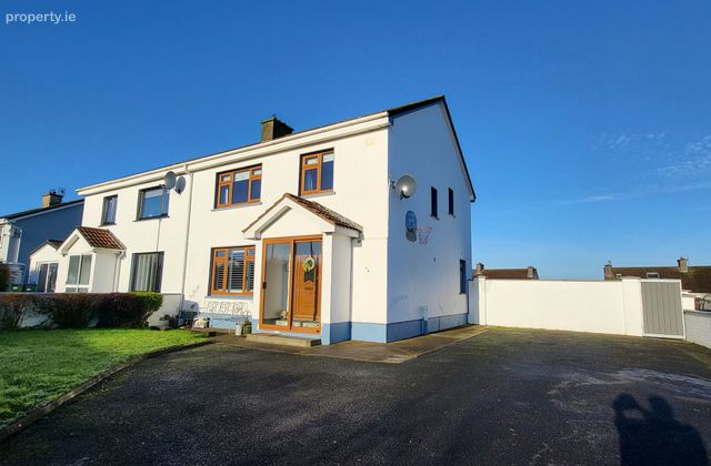 21 Cappagh Drive Upper, Kilrush, Co. Clare - Click to view photos