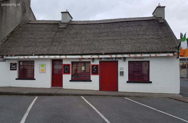 The Thatch Pub, Headford, Co. Galway - Click to view photos
