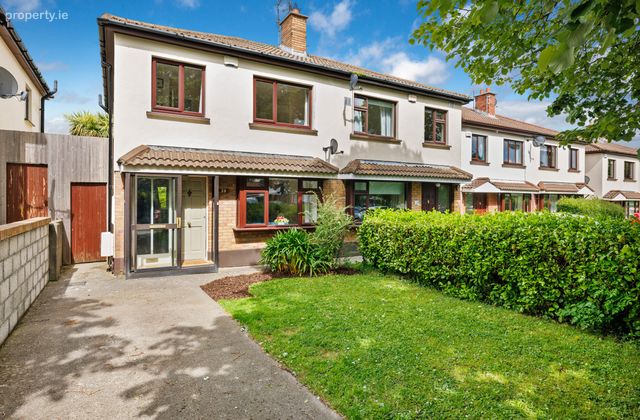 28 Mount Eagle View, Leopardstown Heights, Leopardstown, Dublin 18 - Click to view photos