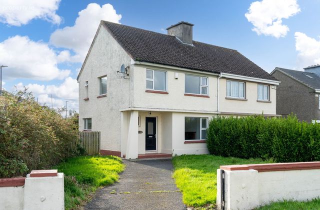 Avon House, South Quay, Arklow, Co. Wicklow - Click to view photos