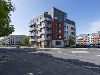 Apartment 6, Watermint Court, Phelan Avenue, Royal Canal Park, Dublin 15 - Image 2