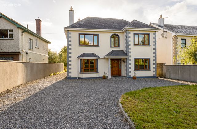 Ashfield House, Trim Road, Athboy, Co. Meath - Click to view photos