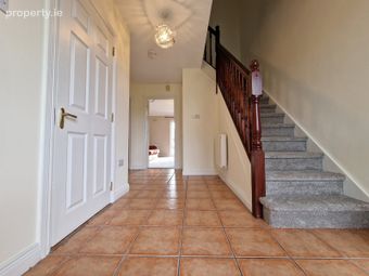 47 Cathedral Court, Clare Road, Ennis, Co. Clare - Image 3
