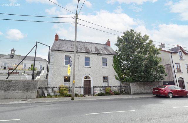 Corrigaleen, Upper Main Street, Graiguenamanagh, Co. Kilkenny - Click to view photos