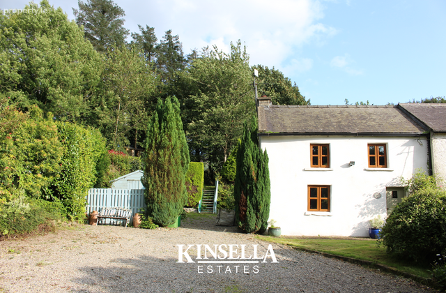 Blackberry Cottage, Tallyho, Aughrim, Co. Wicklow - Click to view photos