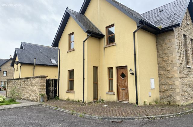 39 Springfield Grove, Rossmore Village, Tipperary Town, Co. Tipperary - Click to view photos