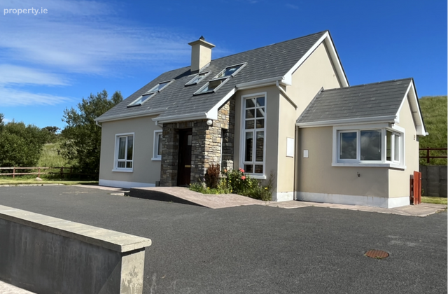 4 Ardeelan Lower, Rossnowlagh, Co. Donegal - Click to view photos