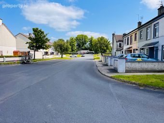65 Woodview, Cahir, Co. Tipperary - Image 4