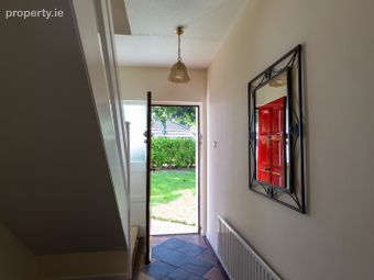 3 Finnis Terre Lawns, Seapark, Abbeyside., Dungarvan, Co. Waterford - Image 3