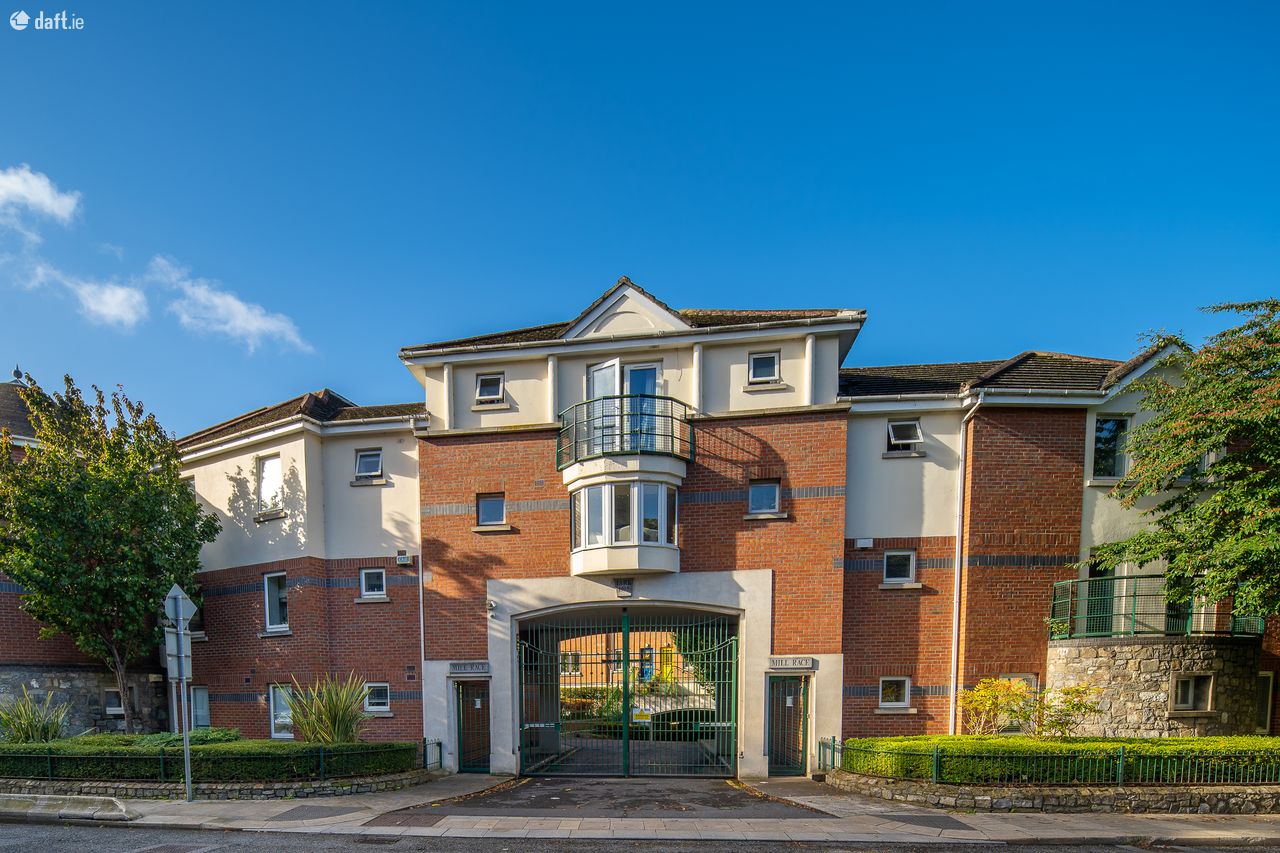 11 Mill Race, Chapelizod, Chapelizod, Dublin 20 Brock Delappe