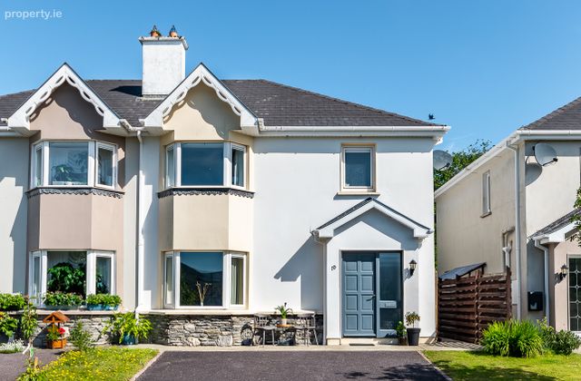 19 Sunnyhill Grove, Kenmare, Co. Kerry - Click to view photos
