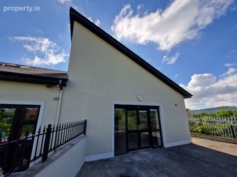 Greenhill Village Office Unit, Carrick-on-Suir, Co. Tipperary