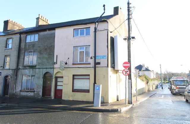 52 Manor Street, Waterford City, Co. Waterford - Click to view photos