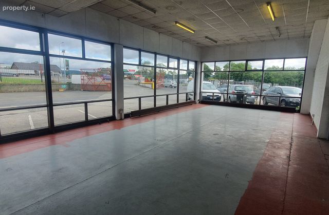 Unit 1, Ballylynch Industrial Estate, Carrick-on-Suir, Co. Tipperary - Click to view photos